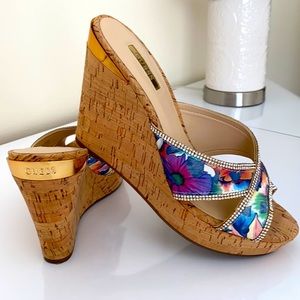 Beautiful Guess shoes. Great addition to pop a spring /summer wardrobe. 😎